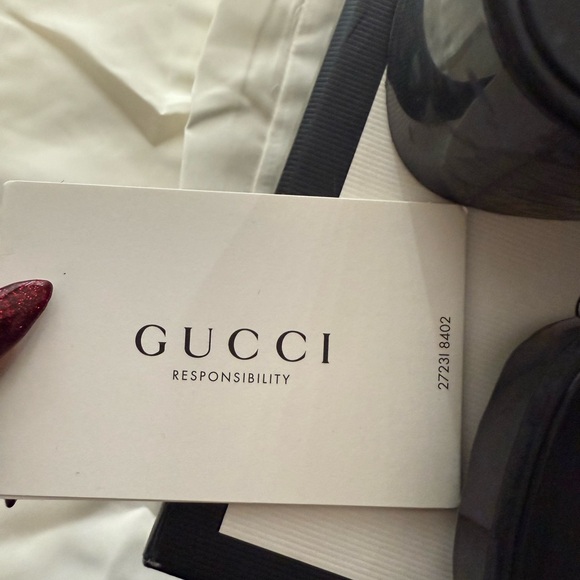 **SOLD*****Gucci, Black rubber slides size 38 USA 8 - Picture 3 of 9